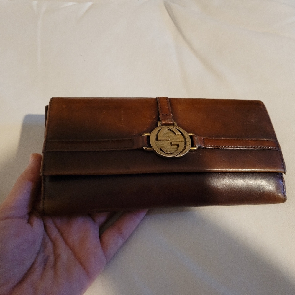 Vintage Gucci wallet